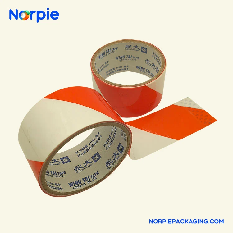 Piros-fehér figyelmeztető szalag